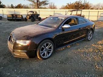 2014 Audi RS5 WAUCGAFR3EA011402