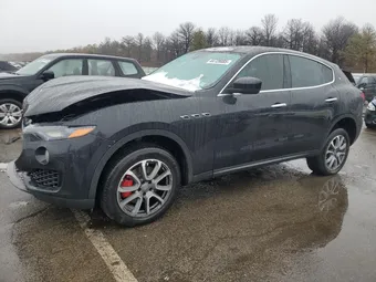2017 Maserati Levante ZN661XUAXHX248163
