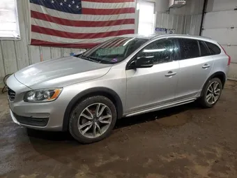 2016 Volvo V60 YV4612HKXG1015289