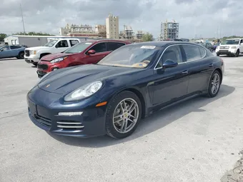 2014 Porsche Panamera WP0BB2A78EL063881