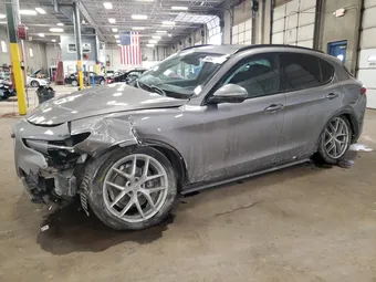 2018 Alfa Romeo Stelvio ZASFAKNN3J7B59506