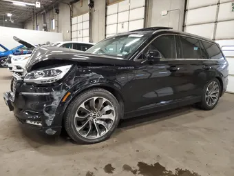 2023 Lincoln Aviator 5LMYJ8XY9PNL01480