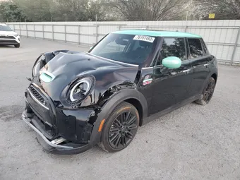 2023 Mini Hardtop 4 Door WMW53DK01P2T76591