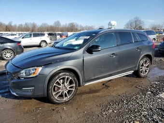 2015 Volvo V60 YV4612HK4F1000141