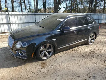 2018 Bentley Bentayga SJAAC2ZV3JC019357