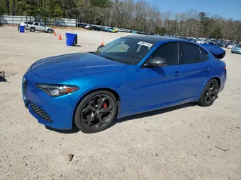 2018 Alfa Romeo Giulia ZARFAECN9J7596879