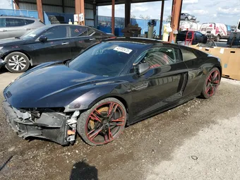 2021 Audi R8 WUABAAFX7M7900586