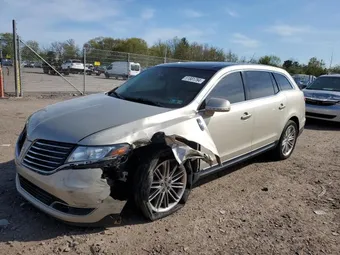 2017 Lincoln MKT 2LMHJ5AT5HBL01010