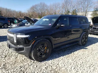 2023 Rivian R1S 7PDSGABA3PN012584