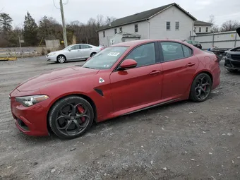 2017 Alfa Romeo Giulia ZARFAEAV5H7536319