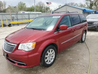 2016 Chrysler Town & Country 2C4RC1BG9GR103884