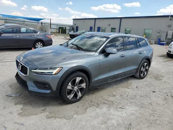 2020 Volvo V60 YV4102WK0L1030359