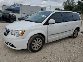 2014 Chrysler Town & Country 2C4RC1BG2ER216475