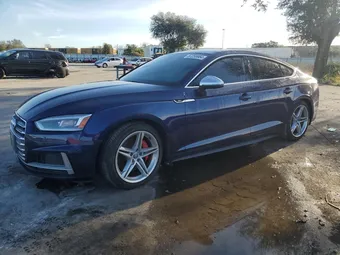 2018 Audi RS5 WAUB4CF51JA063330