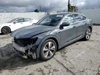 2024 Audi Q8 WA1DAAGE2RB012345