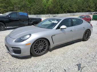 2016 Porsche Panamera WP0AF2A72GL080615