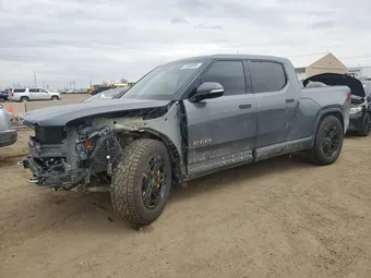 2023 Rivian R1T 7FCTGAAA3PN000801