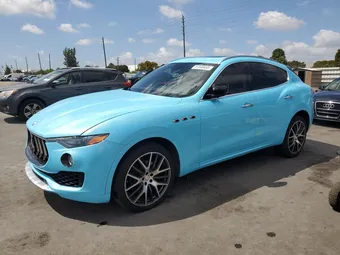 2017 Maserati Levante ZN661XUL1HX210306