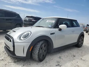 2022 Mini 3-Door WMW13DJ06N2R55136