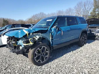 2024 Rivian R1S 7PDSGCBA7RN037664