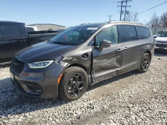 2021 Chrysler Pacifica Hybrid 2C4RC1L76MR526898