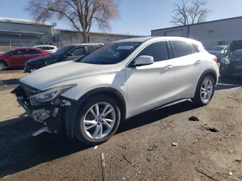 2018 Infiniti QX30 SJKCH5CP9JA054076