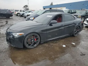 2021 Alfa Romeo Giulia ZARFANBN3M7644625