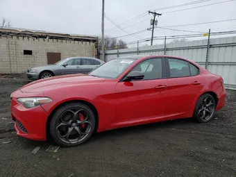 2021 Alfa Romeo Giulia ZARFANBN4M7647744
