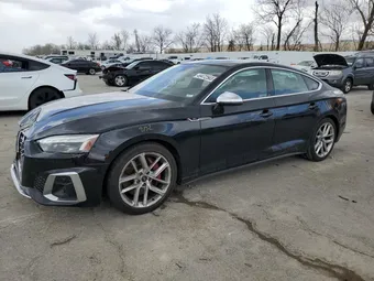 2021 Audi RS5 WAUB4CF51MA042739