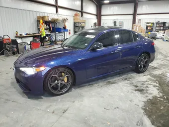 2017 Alfa Romeo Giulia ZARFAECN6H7543339