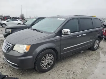 2015 Chrysler Town & Country 2C4RC1CG4FR506913