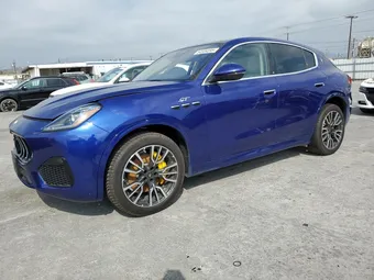 2023 Maserati Grecale ZN682AVA7P7416325