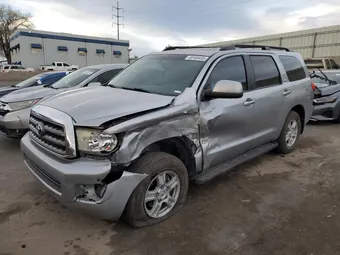 2016 Toyota Sequoia 5TDBW5G16GS136367
