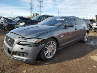 2016 Jaguar XF SAJBK4BV8GCY18346
