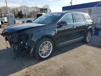 2019 Lincoln MKT 2LMHJ5AT3KBL04205