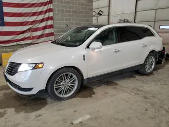 2019 Lincoln MKT 2LMHJ5AT8KBL04197