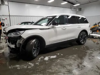 2022 Lincoln Aviator 5LM5J7XC4NGL05018