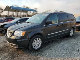 2015 Chrysler Town & Country 2C4RC1BG0FR610896