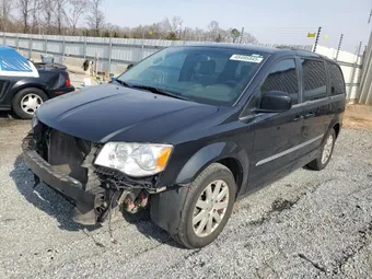 2016 Chrysler Town & Country 2C4RC1BG7GR298447