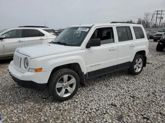 2016 Jeep Liberty (patriot) 1C4NJRFBXGD638033