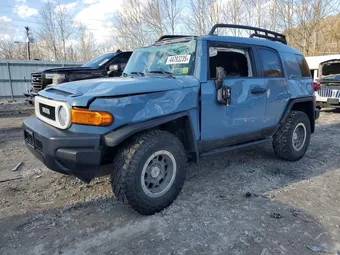 2014 Toyota FJ Cruiser JTEBU4BF7EK196077