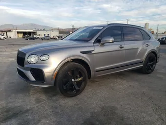 2023 Bentley Bentayga SJAHT2ZVXPC019850