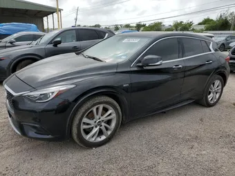 2018 Infiniti QX30 SJKCH5CP8JA060290