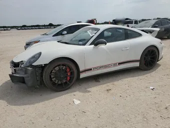 2018 Porsche 911 WP0AC2A91JS174136