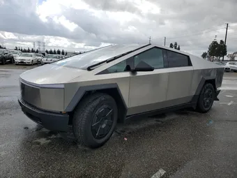 2024 Tesla Cybertruck 7G2CEHED8RA050212