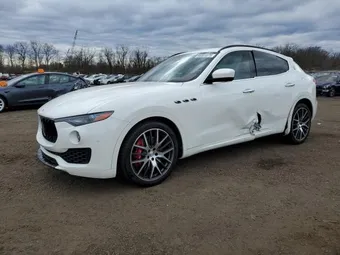 2017 Maserati Levante ZN661YUS6HX217541