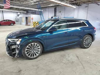 2019 Audi e-tron WA1VABGE2KB010143