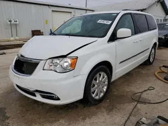 2015 Chrysler Town & Country 2C4RC1BG7FR673364