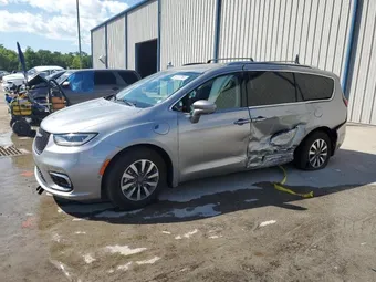 2021 Chrysler Pacifica Hybrid 2C4RC1L73MR594656