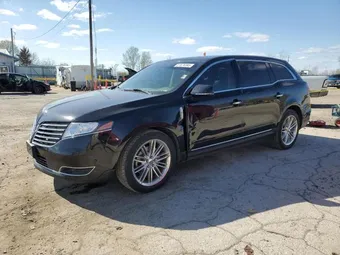 2019 Lincoln MKT 2LMHJ5ATXKBL01981